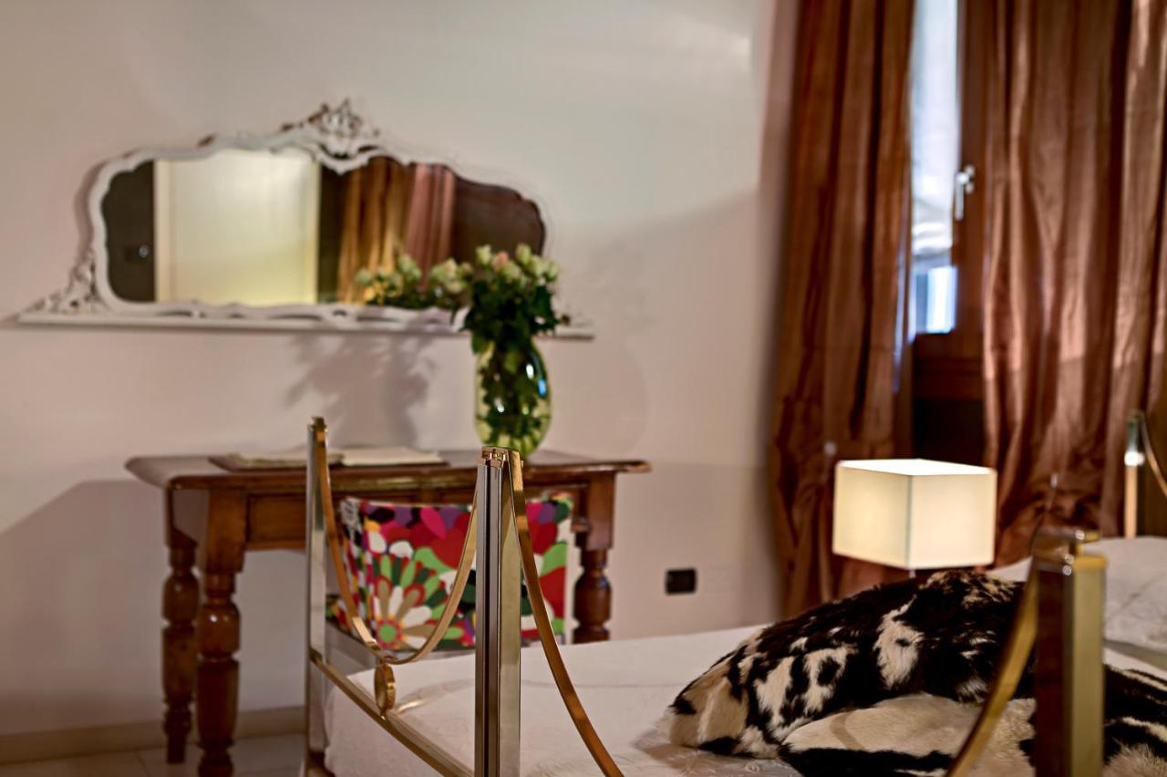 Il Vicolo Aparthotel Верона Екстериор снимка